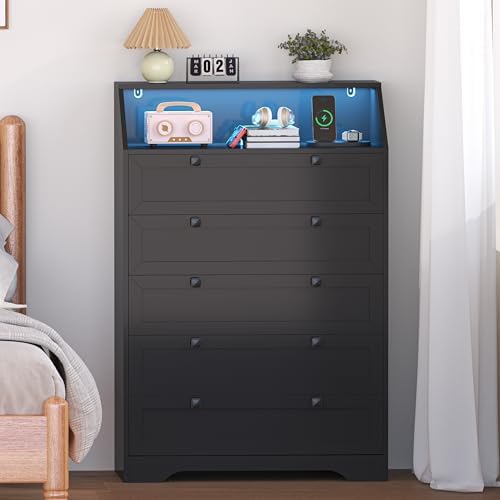 Black Dresser Tall 5 Drawer Dresser for Bedroom, Wood Chest of Drawers with LED Lights, Charging Station, Metal Handles, Modern Storage Cabinet and Organizer Drawers for Living Room, Hallway