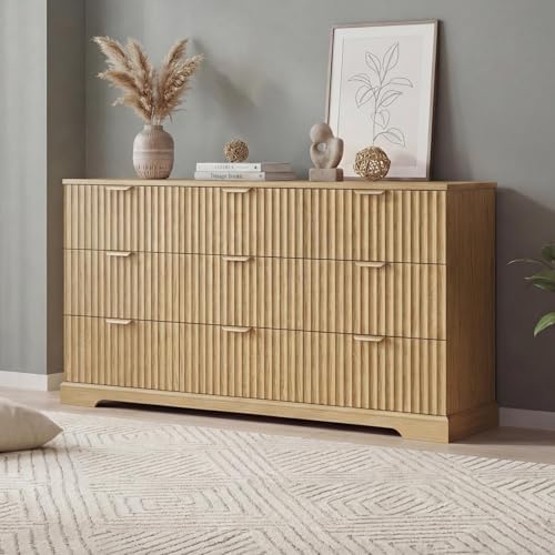 Wooden 9 Drawer Dresser for Bedroom, Fluted Dresser with Storage and Metal Handle, Modern Chest of Drawers for Living Room, Entryway, Natural Oak