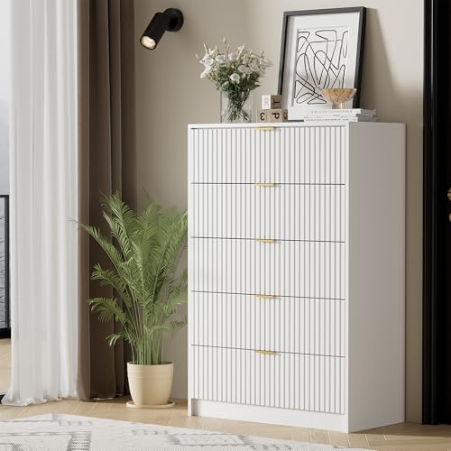 Furniway White Dresser for Bedroom, Modern Dresser with 5 Drawers and Smooth Slides, Wide Chest of Drawers with Golden Handles for Bedroom, Living Room, Closet, 15.7" D x 31.5" W x 47.2" H