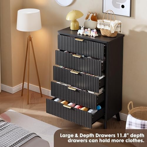 GarveeHome Fluted Dresser for Bedroom with 5 Deep Drawers, Black