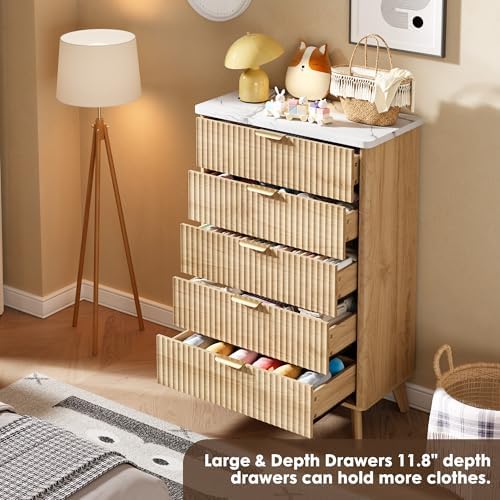 GarveeHome Fluted Dresser for Bedroom with 5 Deep Drawers, Natural Oak