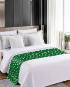 St Patrick's Day Lucky Leaves Bed Runners for Bedroom Hotel,Decorative Bedding Scarf White Shamrock on Green Bed End Blanket Bedding Runner Scarves for Twin Size Bed,71x20in