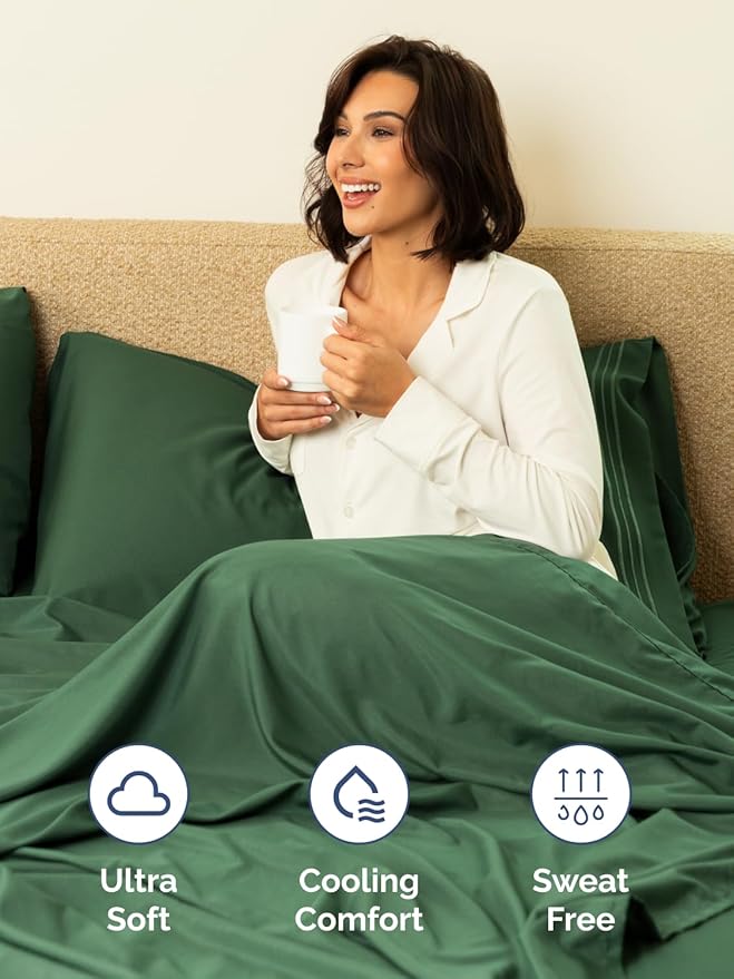 Extra Deep Cal King Fitted Sheet - Hotel Luxury Single Fitted Sheet Only - Easily Fits 18 inch to 24 inch Mattress - Ultra Soft, Wrinkle Free w/Extra Deep Pockets - Breathable & Comfy - Emerald Green