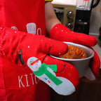 Oven Mitts and Potholders BBQ Gloves-Oven Mitts and Pot Holders with Recycled Infill Silicone Non-Slip Cooking Gloves for Cooking Baking Grilling (4-Piece Set) (Red Christmas Snow)