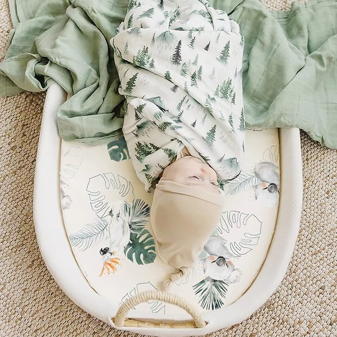 GRSSDER Stretch Ultra Soft Fitted Bassinet Sheets 3 Pack, Universal Fit for Bassinets Baby Cradle Moses Basket Oval Rectangle Mattress Safe and Snug, Stylish Watercolor Animals for Baby, Mint Green