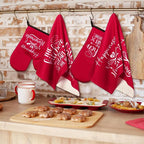 Sratte 6 Pcs Kitchen Decor Accessories Set Farmhouse Towels Pot Holders Oven Mitts Set 2 Dish Towels 2 Potholders 2 Cooking Mittens Oven Glove for Christmas Baking Cooking Supply(Red,Kitchen)