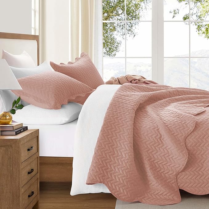 IR Imperial Rooms California King Quilt Bedding Set Size (118"x106") + 2 Pillow Shams (20" x 36"+ 2") - 3 Pcs All Season Reversible Microfiber Coverlet Embossed Quilt Bedspread (Peach/Baby Pink)