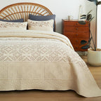 EVENHUG Floral Embroidered Quilt Set King Size 3 Piece Bedding Set Reversible Farmhouse Bedspread Coverlet with 2 Pillow Shams Lightweight Soft Bed Cover for All Season(106"X 96",Beige)