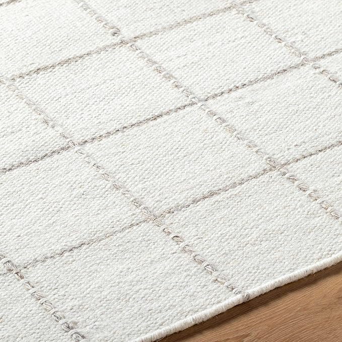 Mark&Day Wool Rugs, 6x9 Ishaq Cottage Off-White Area Rug, White Silver Carpet for Living Room, Bedroom or Kitchen (6' x 9')